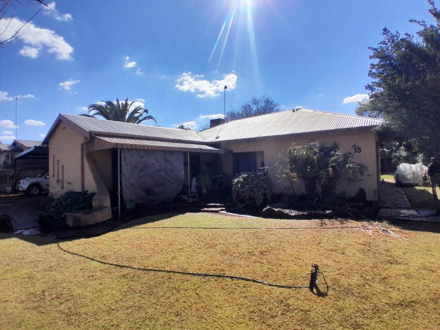 3 Bedroom Property for Sale in Kuruman Northern Cape